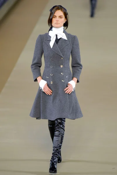 Look 19